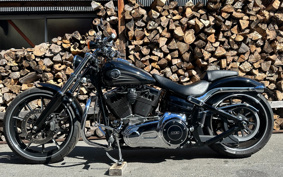 HARLEY HARLEY FXSB BREAKOUT 2015 BFV