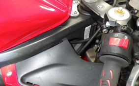YAMAHA YZF-R6 2005