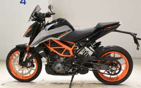 KTM 390 DUKE 2022
