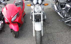 HONDA X4 2000 SC38