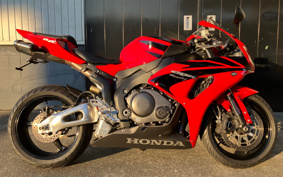 HONDA CBR1000RR 2006 SC57