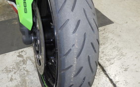 KAWASAKI ZX-25R ZX250E