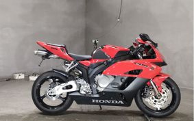 HONDA CBR1000RR SC57