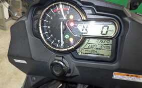 SUZUKI Vｽﾄﾛｰﾑ1000A 2015 VU51A