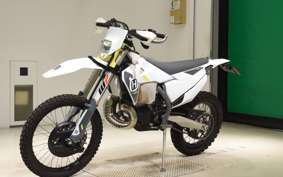 HUSQVARNA TE250I 2010