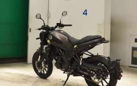 BENELLI レオンチーノ250