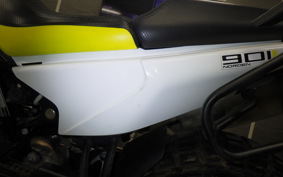 HUSQVARNA NORDEN901 2022