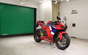 HONDA CBR600RR 2021 PC40