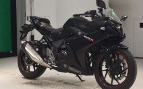 SUZUKI GSX250R