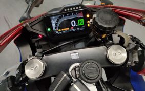 HONDA CBR1000RR R SC82