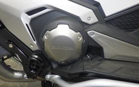 HONDA X-ADV 750 2025 RH21