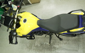 SUZUKI Vｽﾄﾛｰﾑ800DE 2023 EM1BA