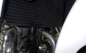 SUZUKI GSR250 2001