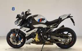 BMW M1000R 2025