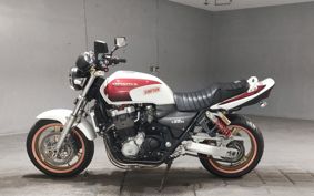 HONDA CB1300SF SUPER FOUR SC40