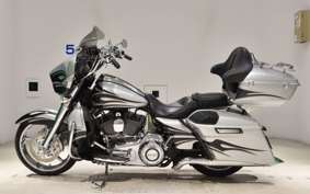 HARLEY FLHXSE 1800CVO 2015