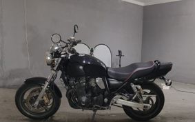 SUZUKI INAZUMA 400 GK7BA