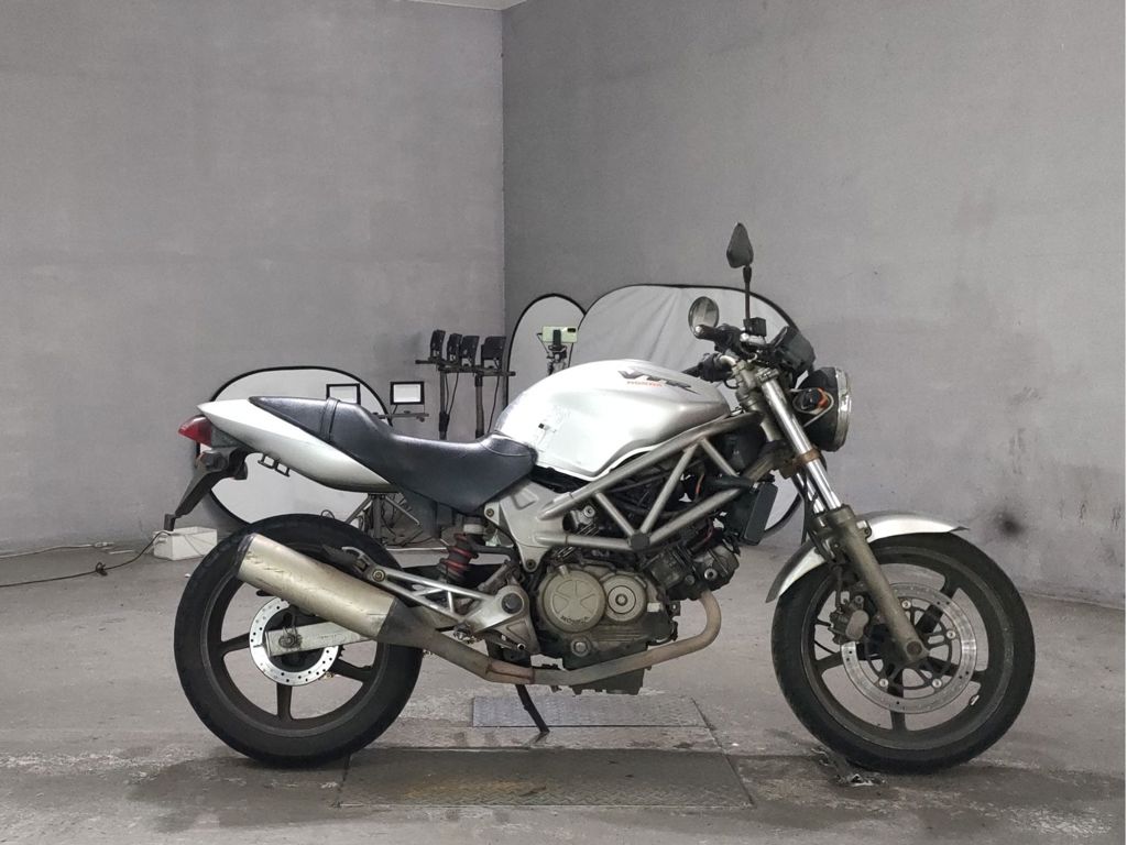 Фото Honda VTR 250 1998 с японского аукциона