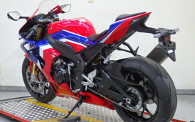 HONDA CBR1000RR-R FB SP 1990 SC82