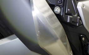 HONDA X-ADV 750 2025 RH21