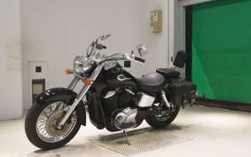 HONDA SHADOW 750 Gen. 2 2002 RC44