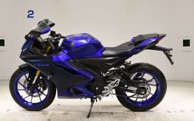 YAMAHA YZF-R15 2025 RG86J