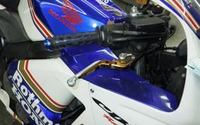 HONDA CBR600RR 2005 PC37