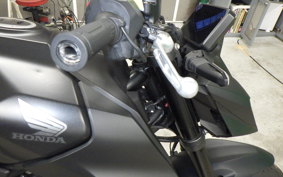 HONDA CB750 HORNET 2025 RH24