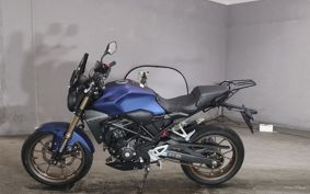 HONDA CB250R MC52