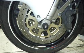 SUZUKI GSX-1300R HAYABUSA 2000