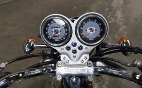 TRIUMPH T100 BONNEVILLE 2004 TJ902T