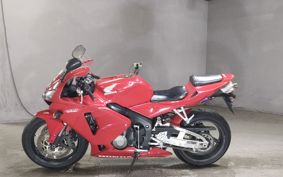 HONDA CBR600RR PC37