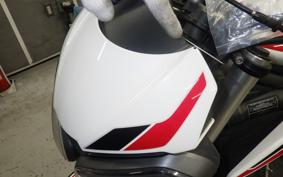 TRIUMPH STREET TRIPLE S 2021