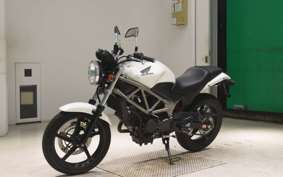HONDA VTR 250 Gen. 2 2023 MC33