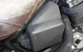 HONDA SHADOW 400 SLASHER 2000 NC40