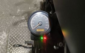 HARLEY XL883N 2010 LE2