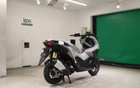 HONDA ADV160 KF54