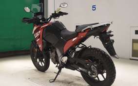 SUZUKI Vストローム250SX