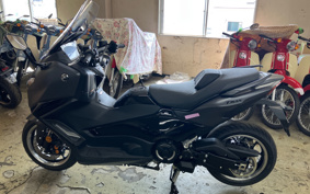 YAMAHA T-MAX 560 A TECHMAX 2026 SJ21J