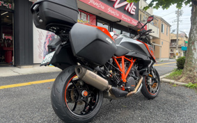 KTM 1290 SUPER DUKE GT 2016 V6940