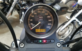 HARLEY XL883N 2011 LE2