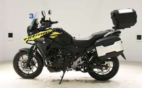 SUZUKI Vｽﾄﾛｰﾑ250A 2023