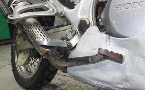 HONDA AFRICA TWIN 750 2001 RD07