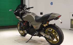 KAWASAKI GPZ750 1983 ZX750A