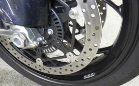 MOTO GUZZI V100マンディロS 2024