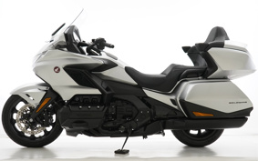 HONDA GL 1800 GOLD WING TOUR DCT 2025 SC79