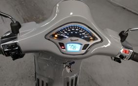 VESPA PRIMA BEIGE RA125 ..