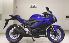 YAMAHA YZF-R25 A 2022 RG43J