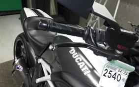 DUCATI DIAVEL Carbon 2014