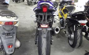 YAMAHA YZF-R1 2025